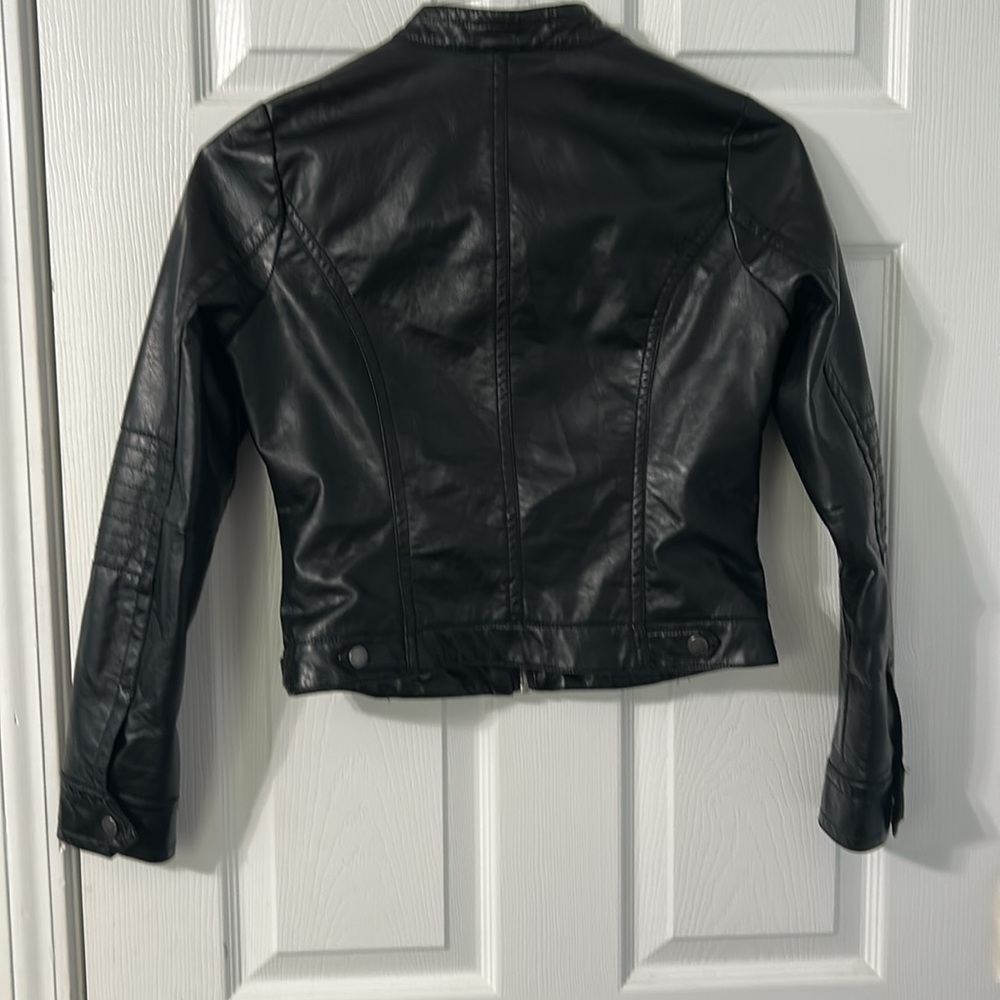 Girls Black Leather Jacket size large - Picture 2 of 5
